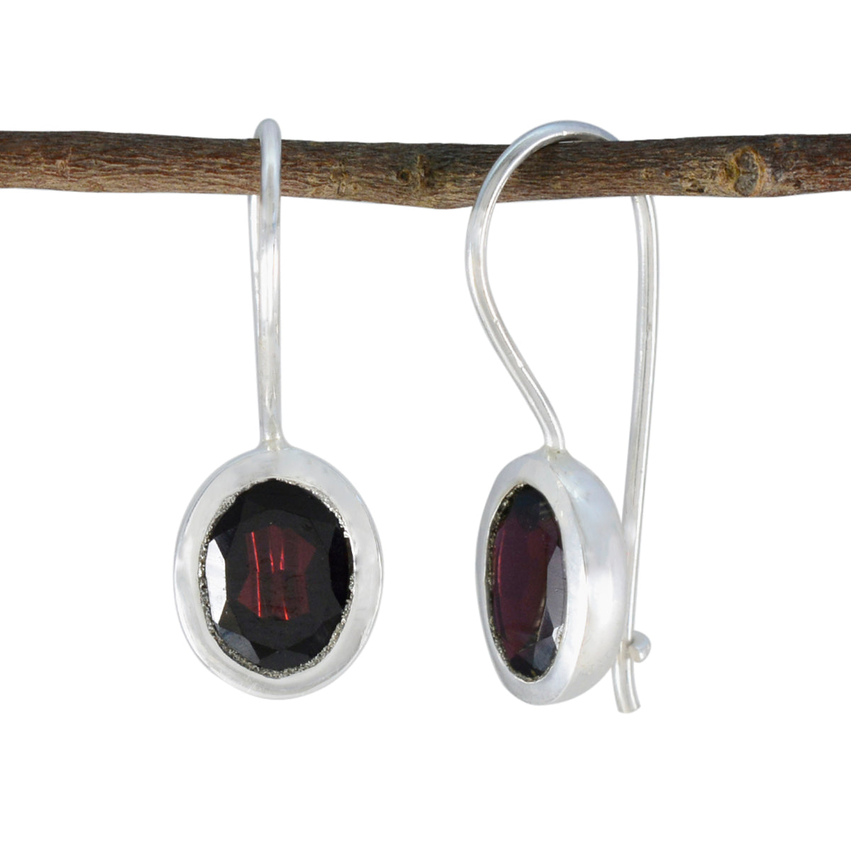 Violet Red Delicate Solitaire Dangle Earring Garnet Red Dangle