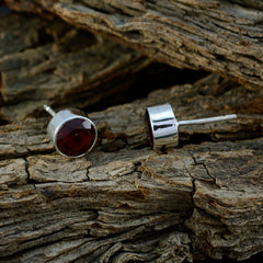 Zoe Red Elegant Solitaire Stud Earring