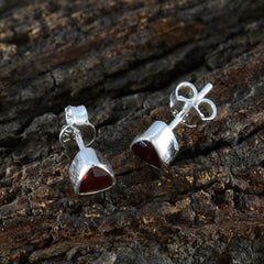 Clara Red Dainty Solitaire Stud Earring