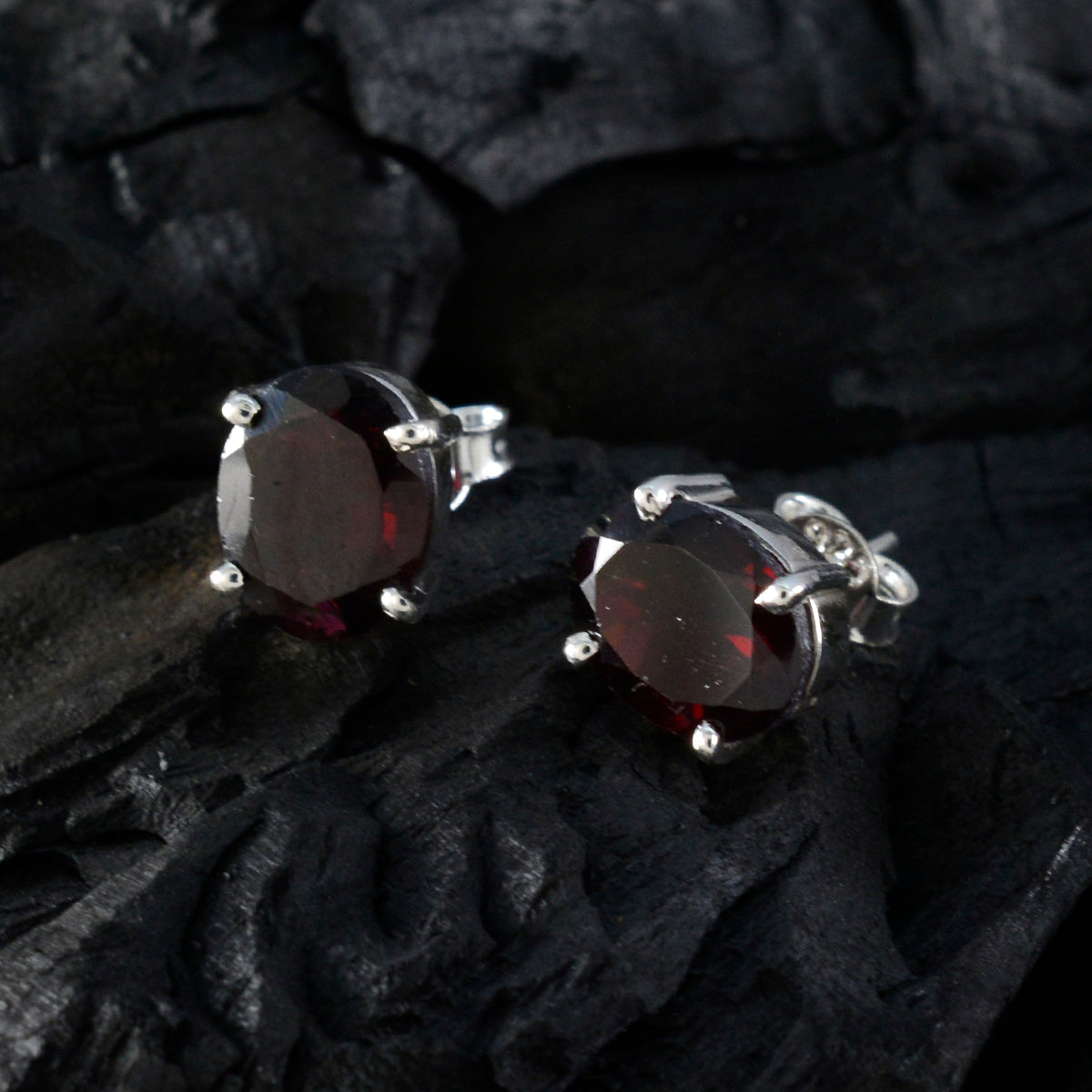 Milagros Red Dainty Solitaire Stud Earring