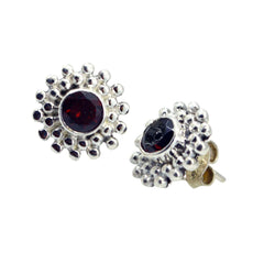 Eun ji Red Dainty Solitaire Stud Earring