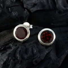 Xiu Red Dainty Solitaire Stud Earring