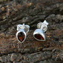 Camila Red Delicate Solitaire Stud Earring