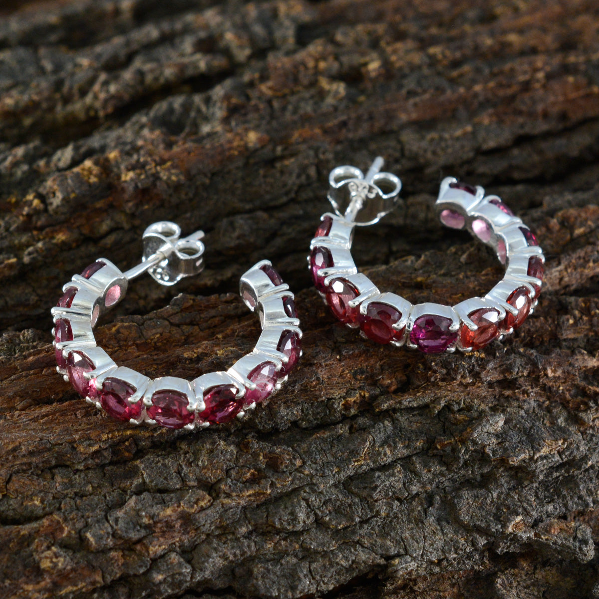 Gabriela Red Featherlight multiple Stud Earring