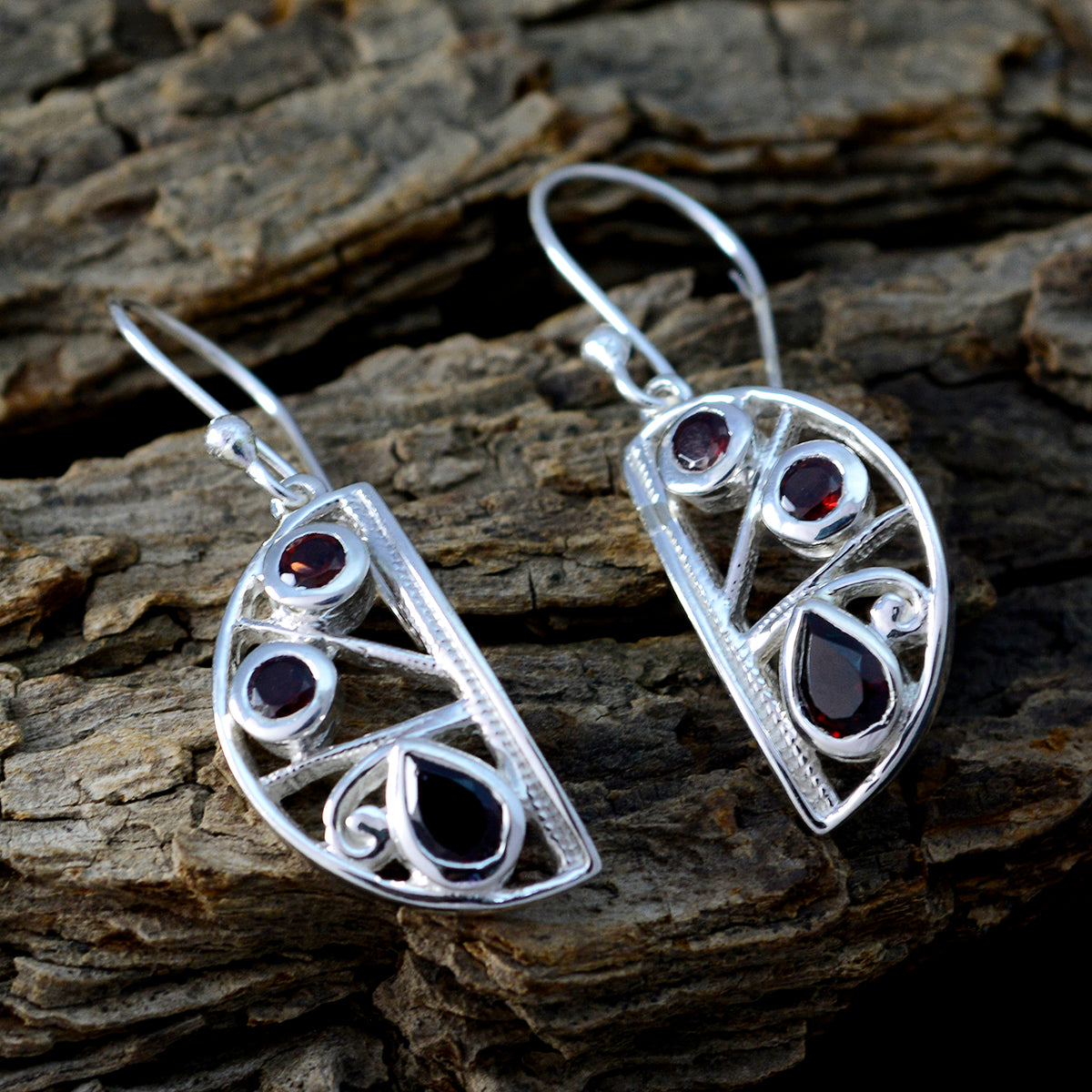 Camila Red Minimal multiple Dangle Earring