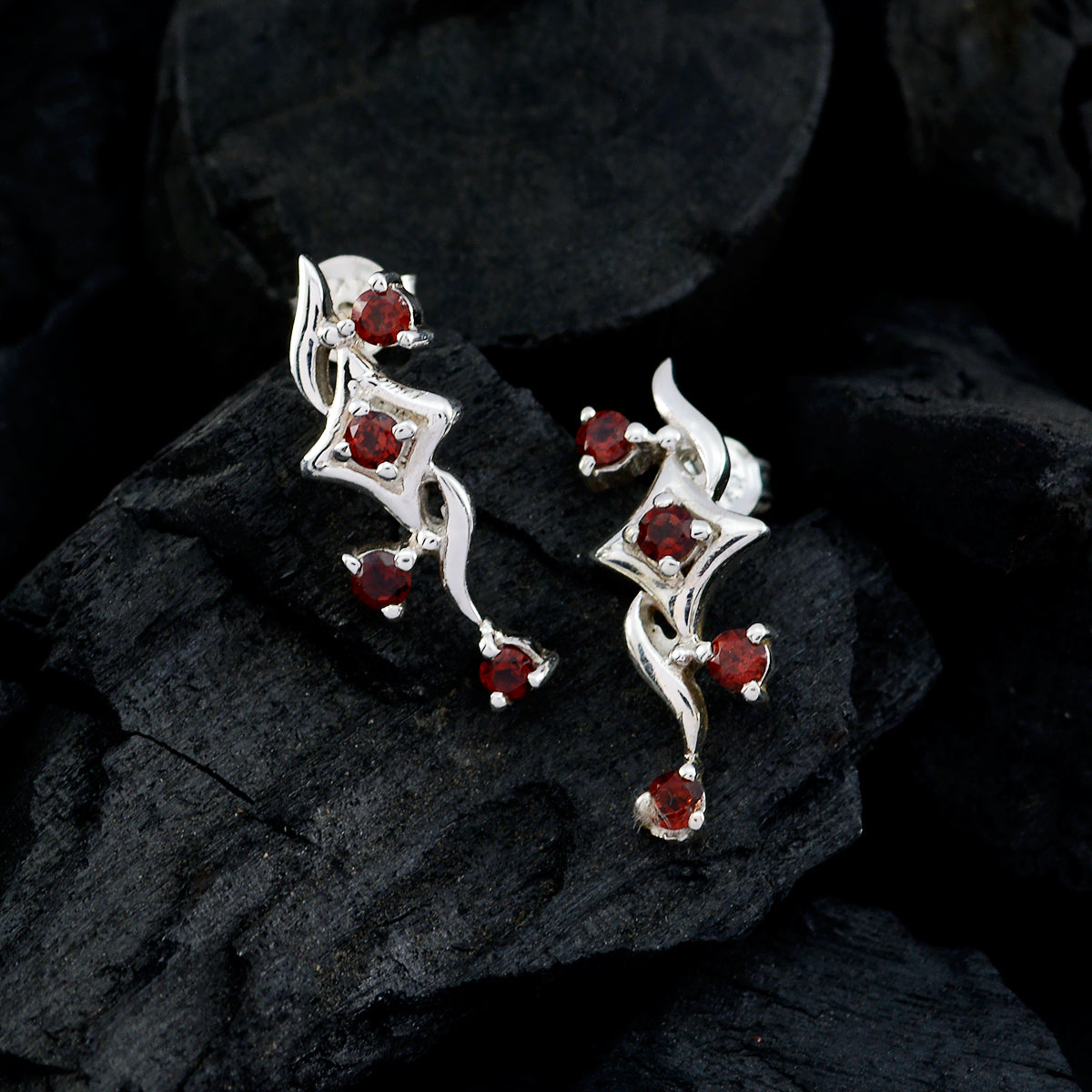 Sarah Red Whisper thin multiple Stud Earring