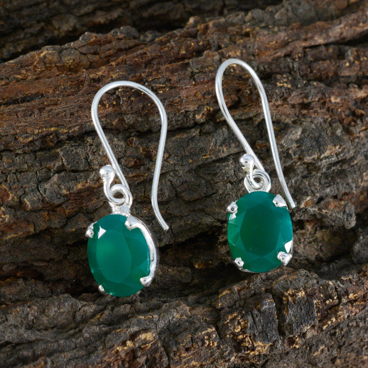 Laura Green Delicate Solitaire Dangle Earring