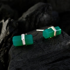 Lorena Green Delicate Solitaire Stud Earring