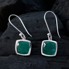 Milagros Green Dainty Solitaire Dangle Earring