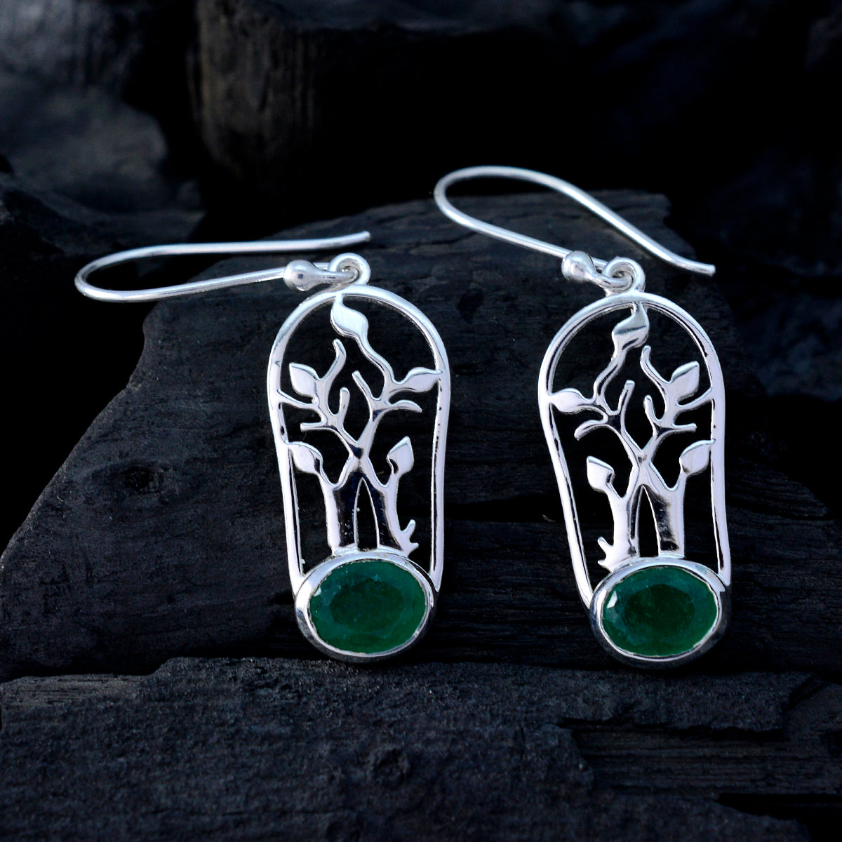 Savannah Green Dainty Solitaire Dangle Earring