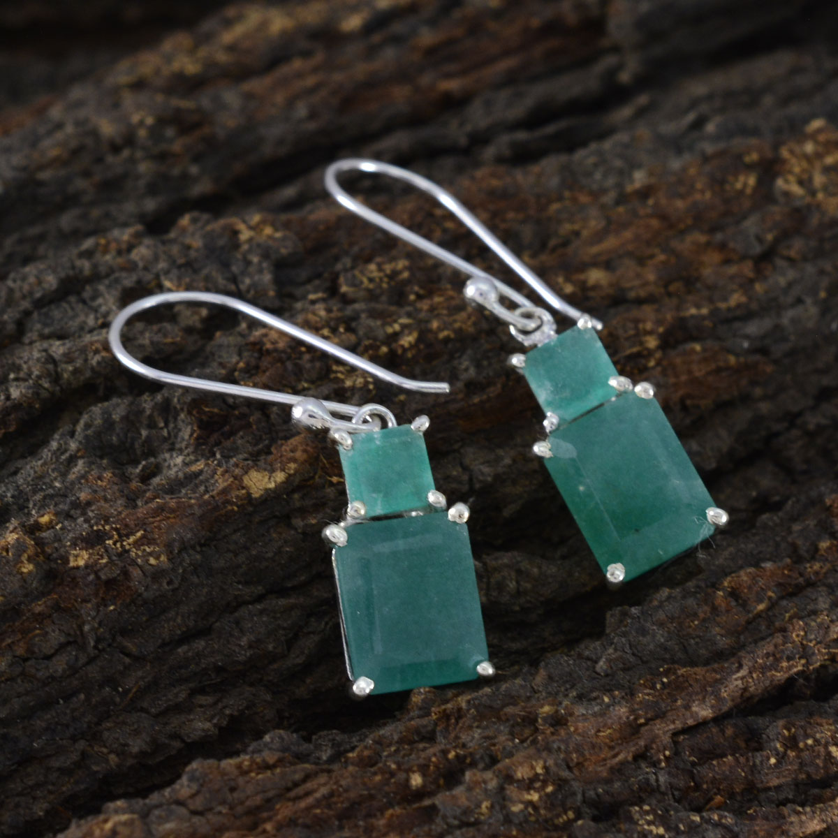 Sara Green Whisper thin Toi et Moi Dangle Earring