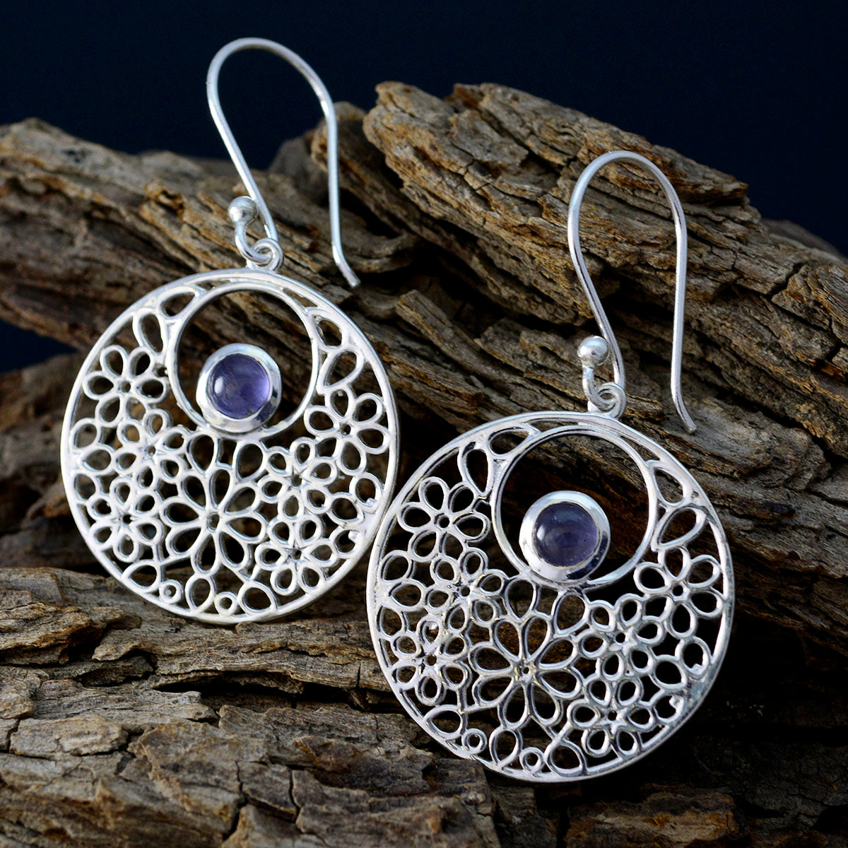 Alice Blue Eye catching Solitaire Dangle Earring