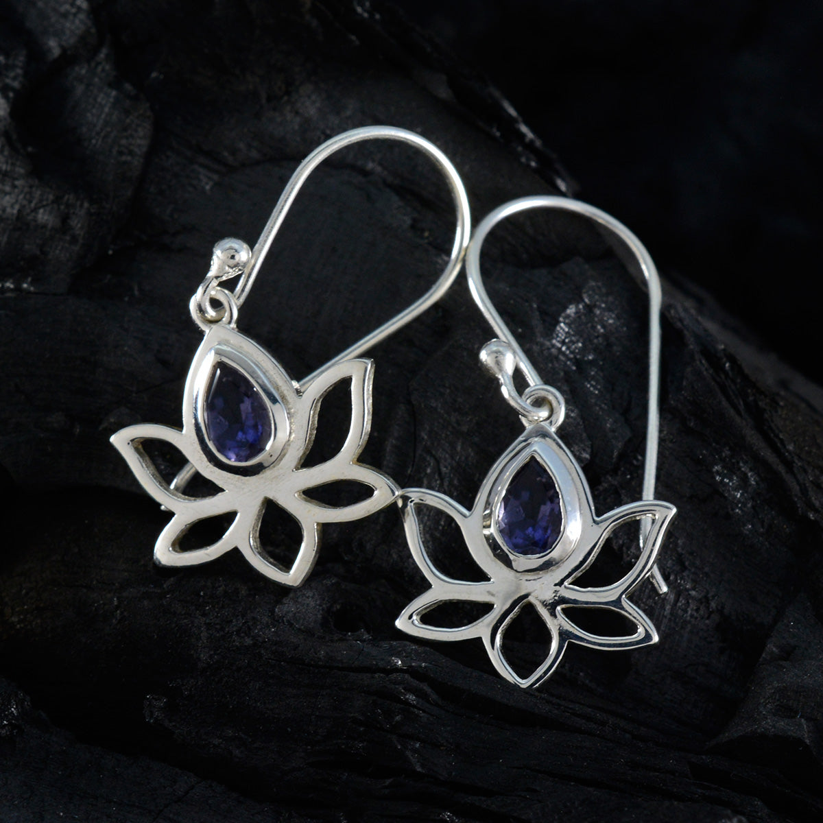 Inès Blue Dainty Solitaire Dangle Earring