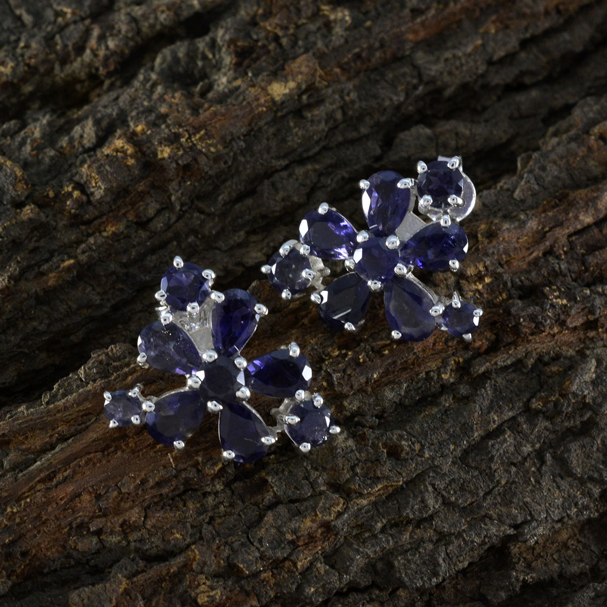 Greta Blue Minimal multiple Stud Earring