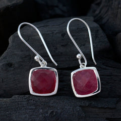 Harper Red Whisper thin Solitaire Dangle Earring