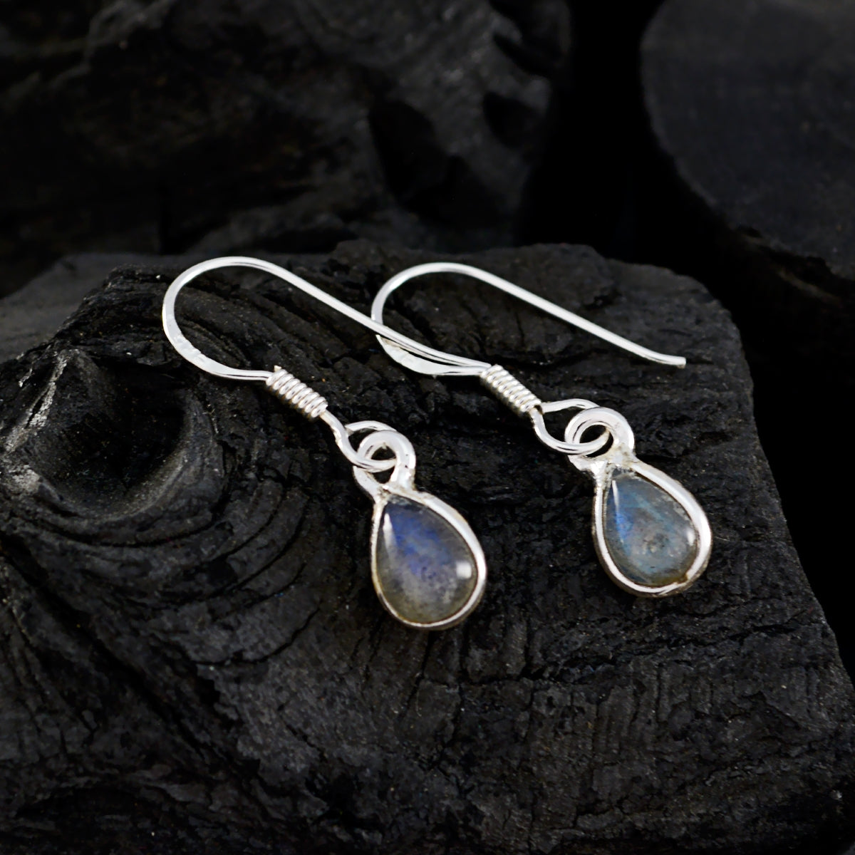 Skylar Grey Minimalist multiple Dangle Earring
