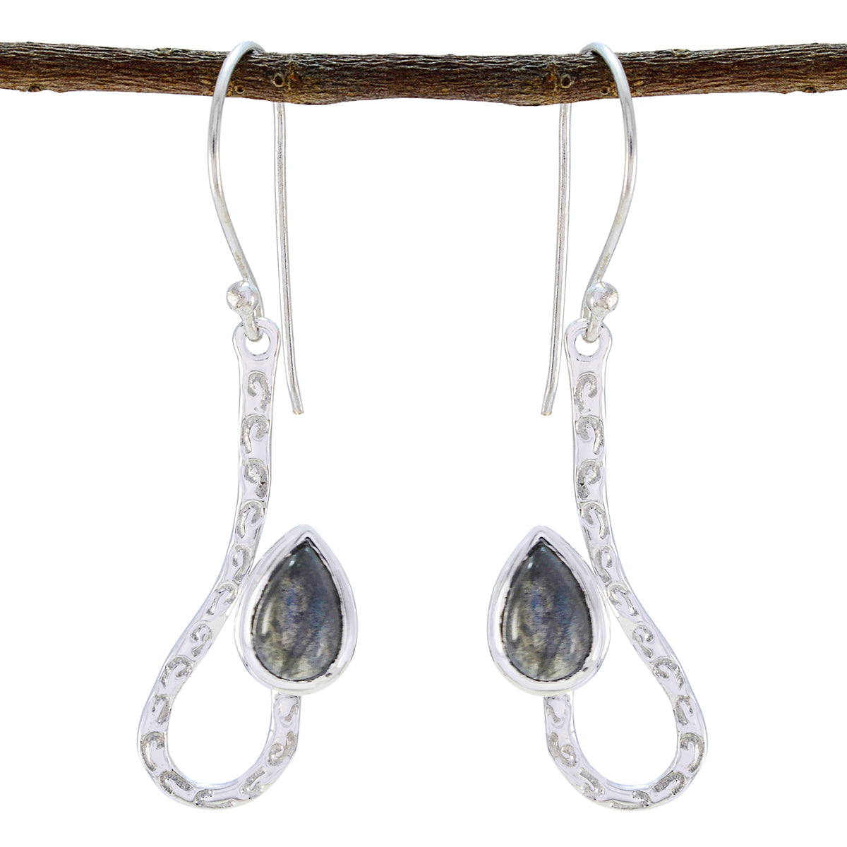 Hye jin Grey Dainty Solitaire Dangle Earring Labradorite Gray Dangle