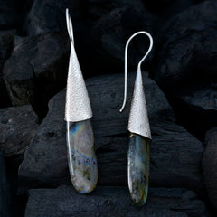 Min seo Grey Edgy Solitaire Dangle Earring