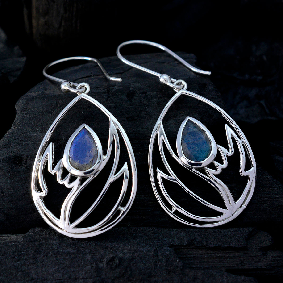 Yuki Grey Whisper thin Solitaire Dangle Earring