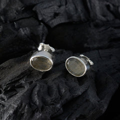 Ángeles Grey Elegant Solitaire Stud Earring