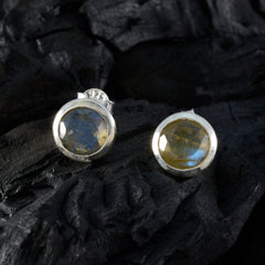 Yan Grey Dainty Solitaire Stud Earring