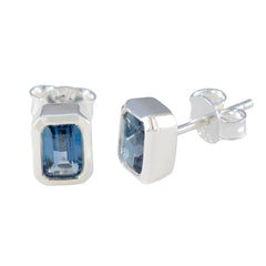María Blue Elegant Solitaire Stud Earring