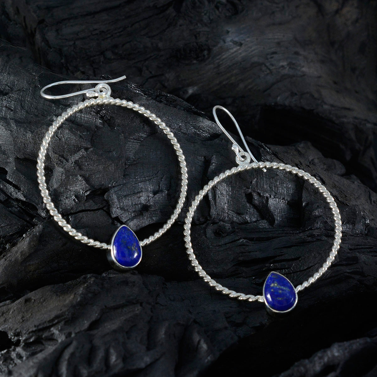 Mariana Blue Mid weight Solitaire Dangle Earring