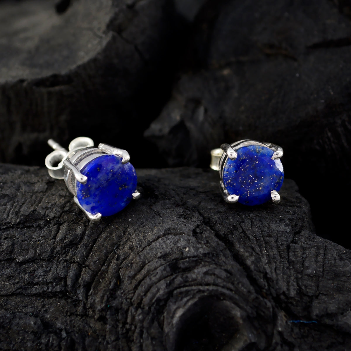 Alina Blue Delicate Solitaire Stud Earring