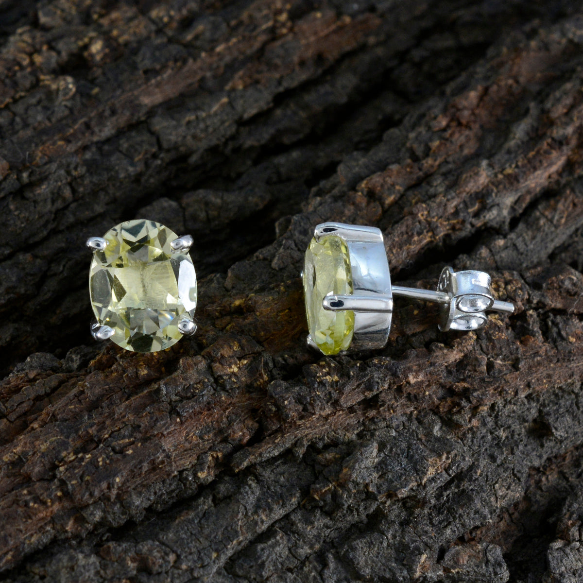 Noelia Yellow Dainty Solitaire Stud Earring