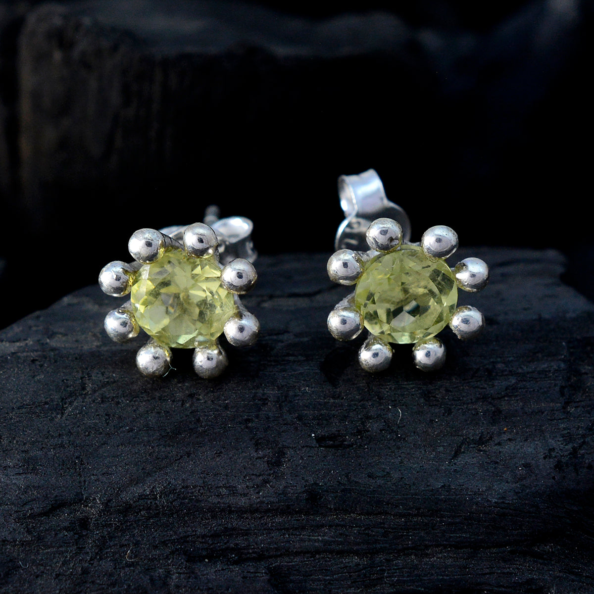 Isabella Yellow Elegant Solitaire Stud Earring