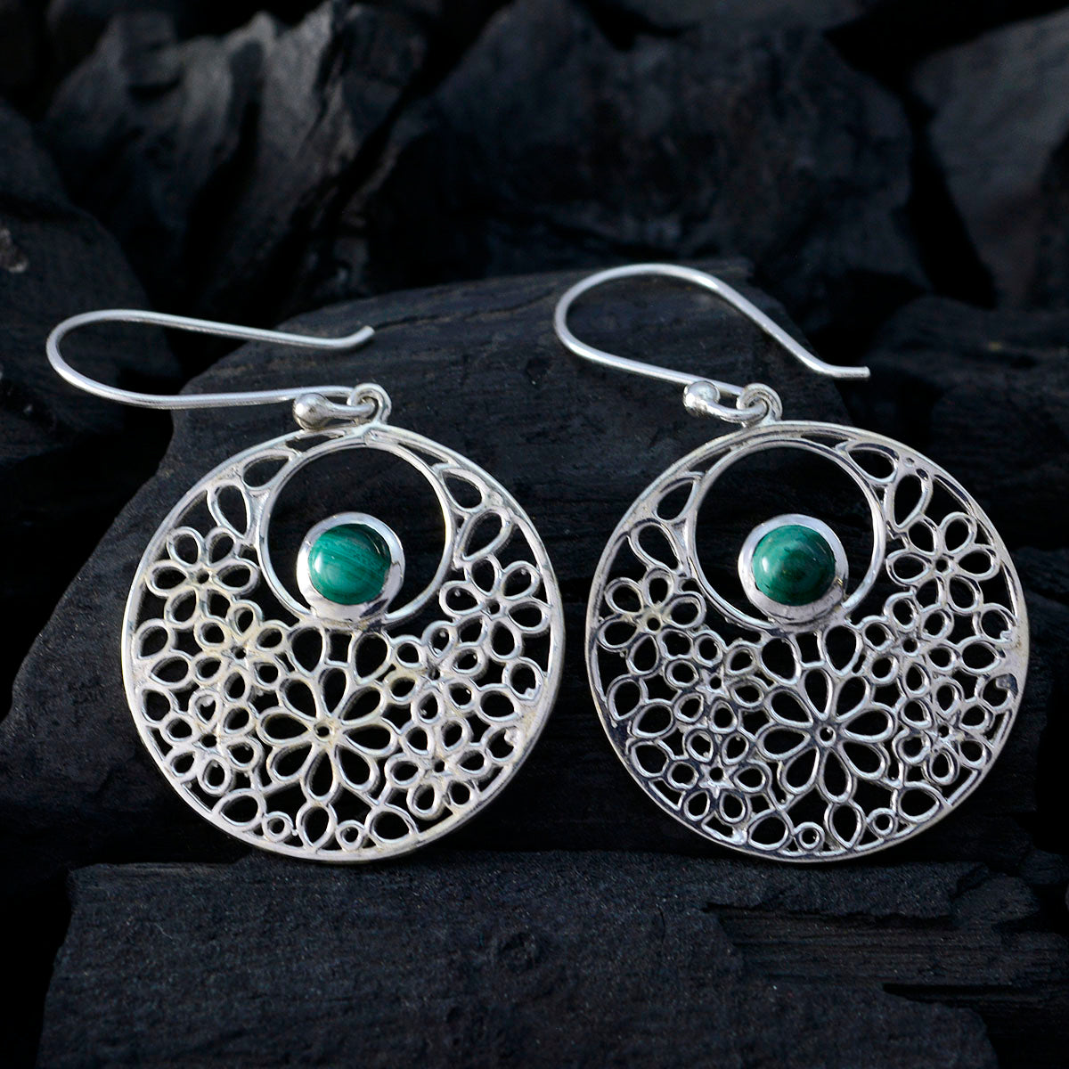 Mia Green Mid weight Solitaire Dangle Earring