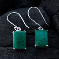 Nella Green Minimal Solitaire Dangle Earring