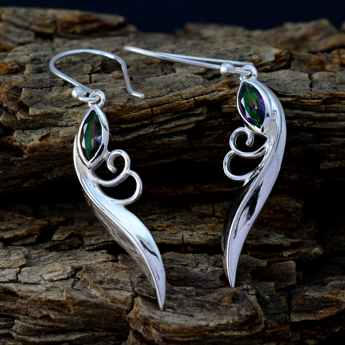 Gabriela multicolor Dainty Solitaire Dangle Earring