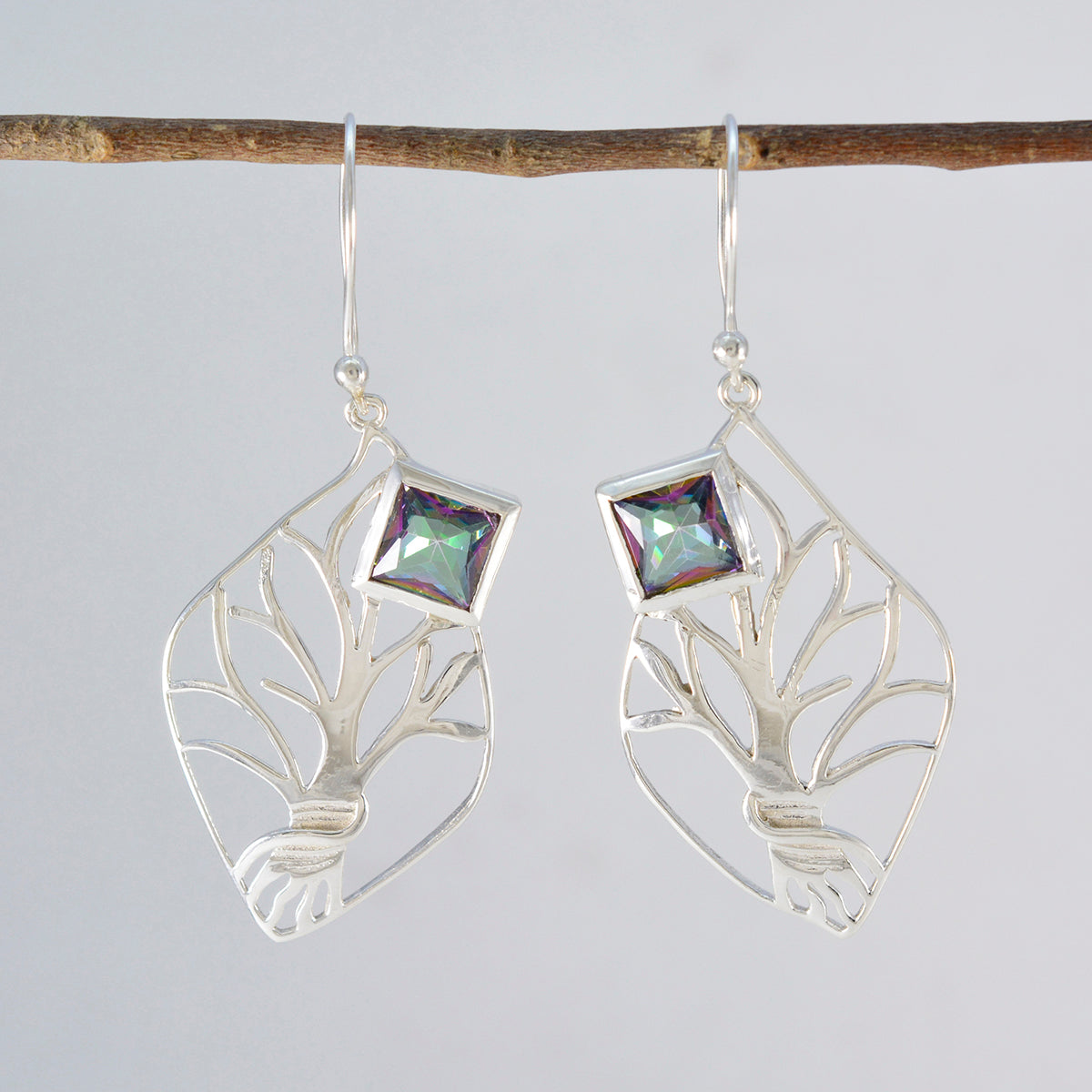 Isadora multicolor Slim Solitaire Dangle Earring