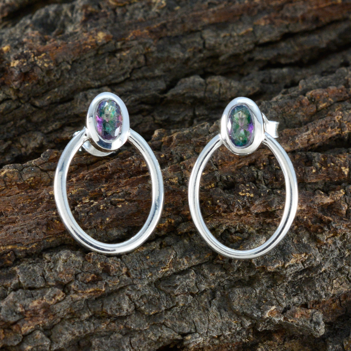 Savannah multicolor Dainty Solitaire Stud Earring
