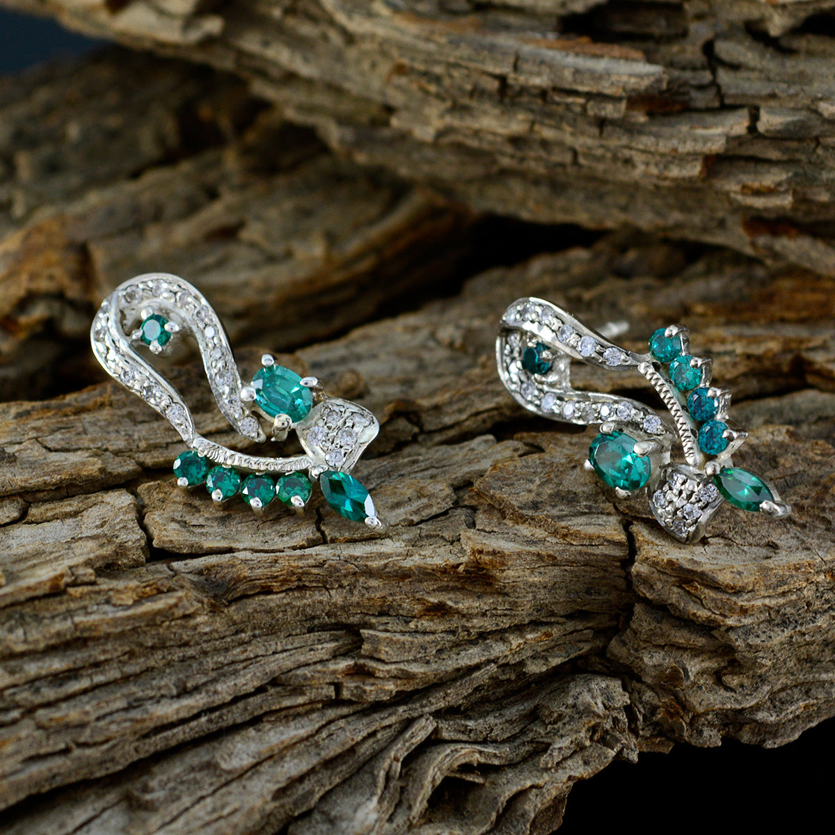 Sara multicolor Elegant multiple Stud Earring