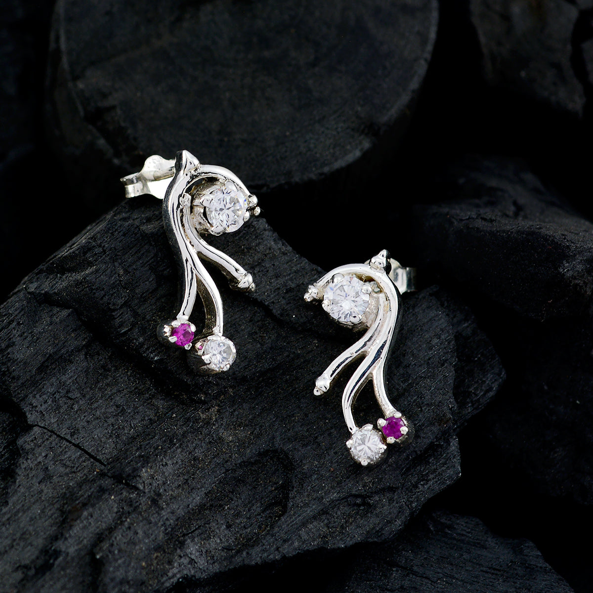 Agnes multicolor Delicate multiple Stud Earring