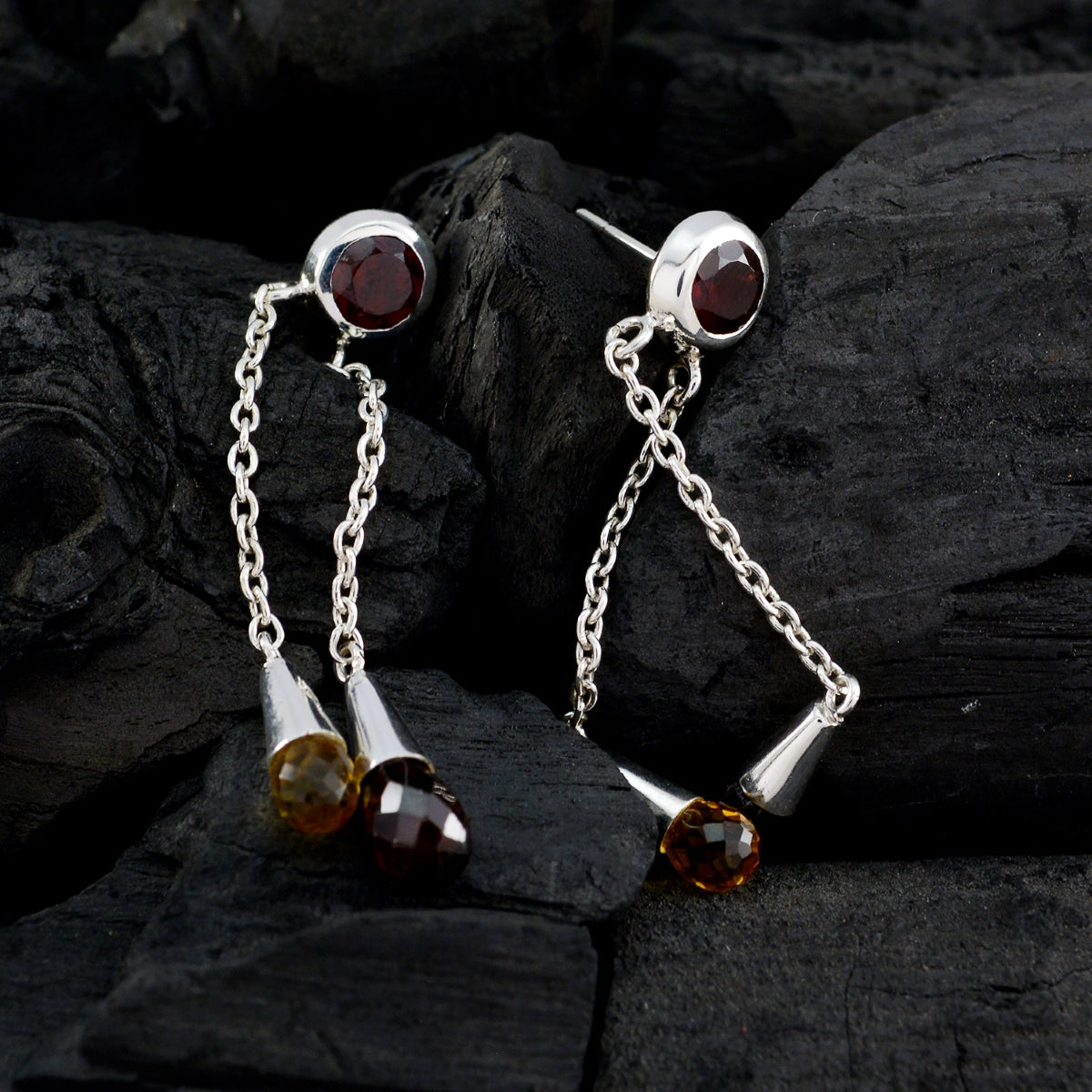 Scarlett multicolor Slim multiple Stud Earring