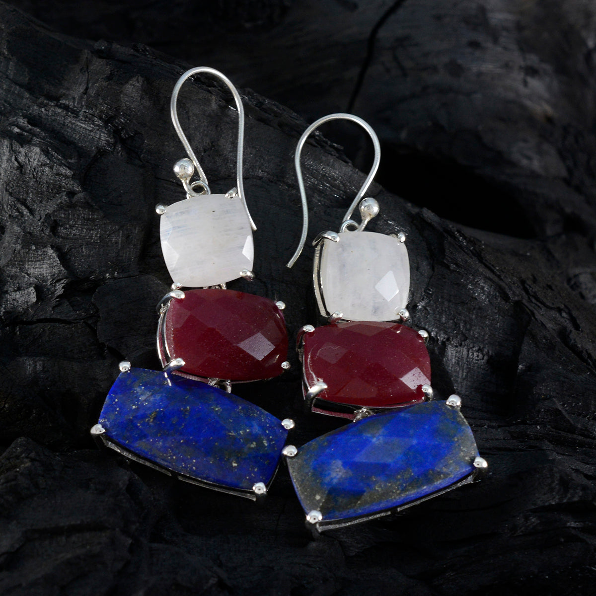 Lorena multicolor Edgy Trilogy Dangle Earring