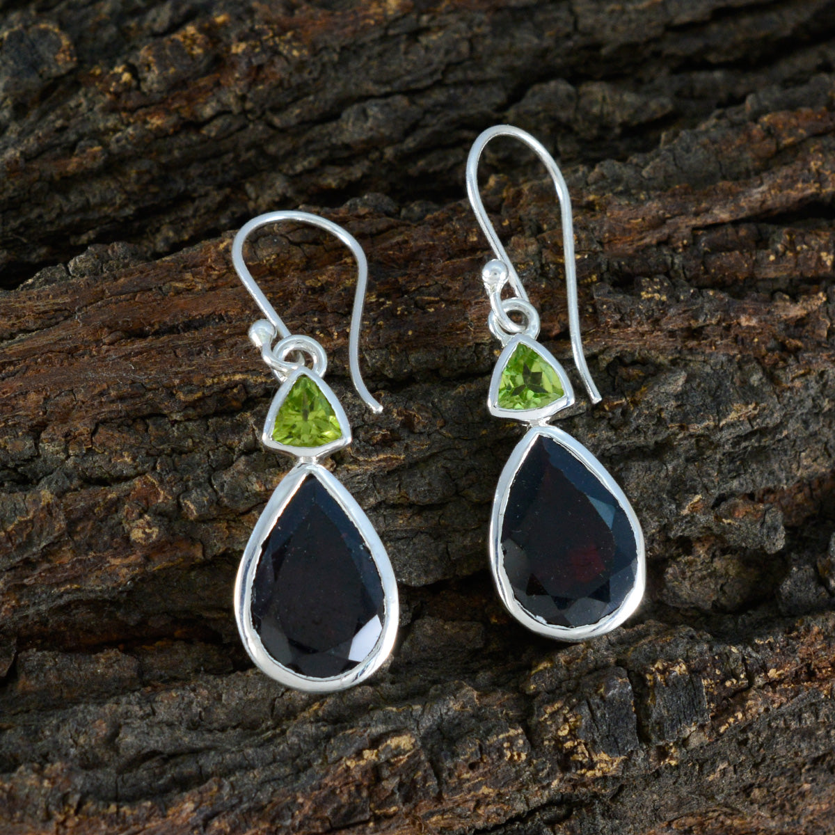 Constanza multicolor Slim Toi et Moi Dangle Earring