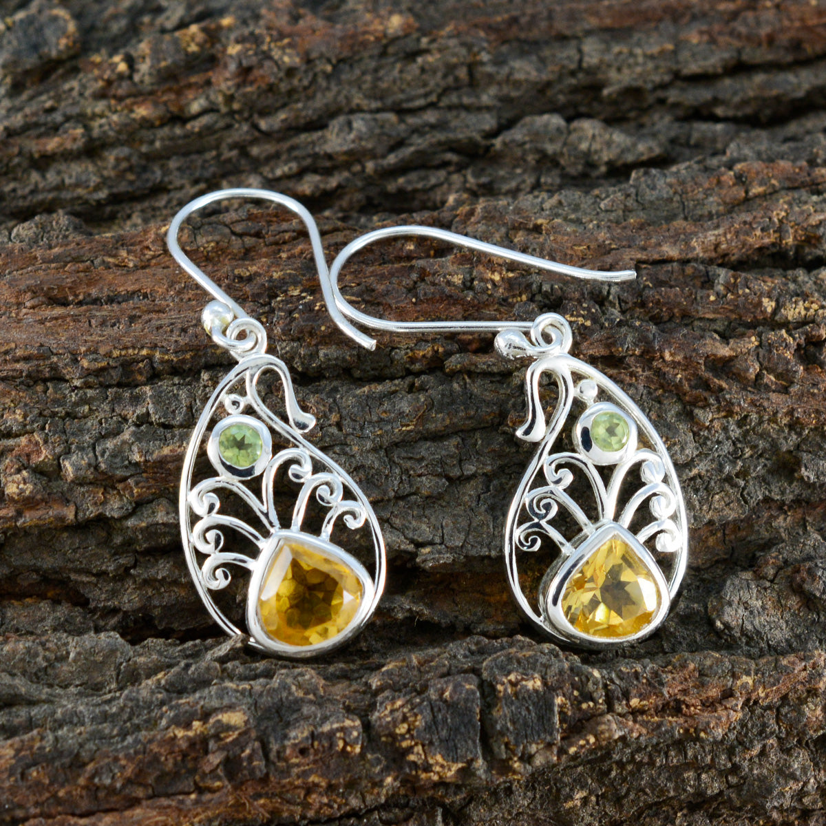 Ellie multicolor Tiny multiple Dangle Earring