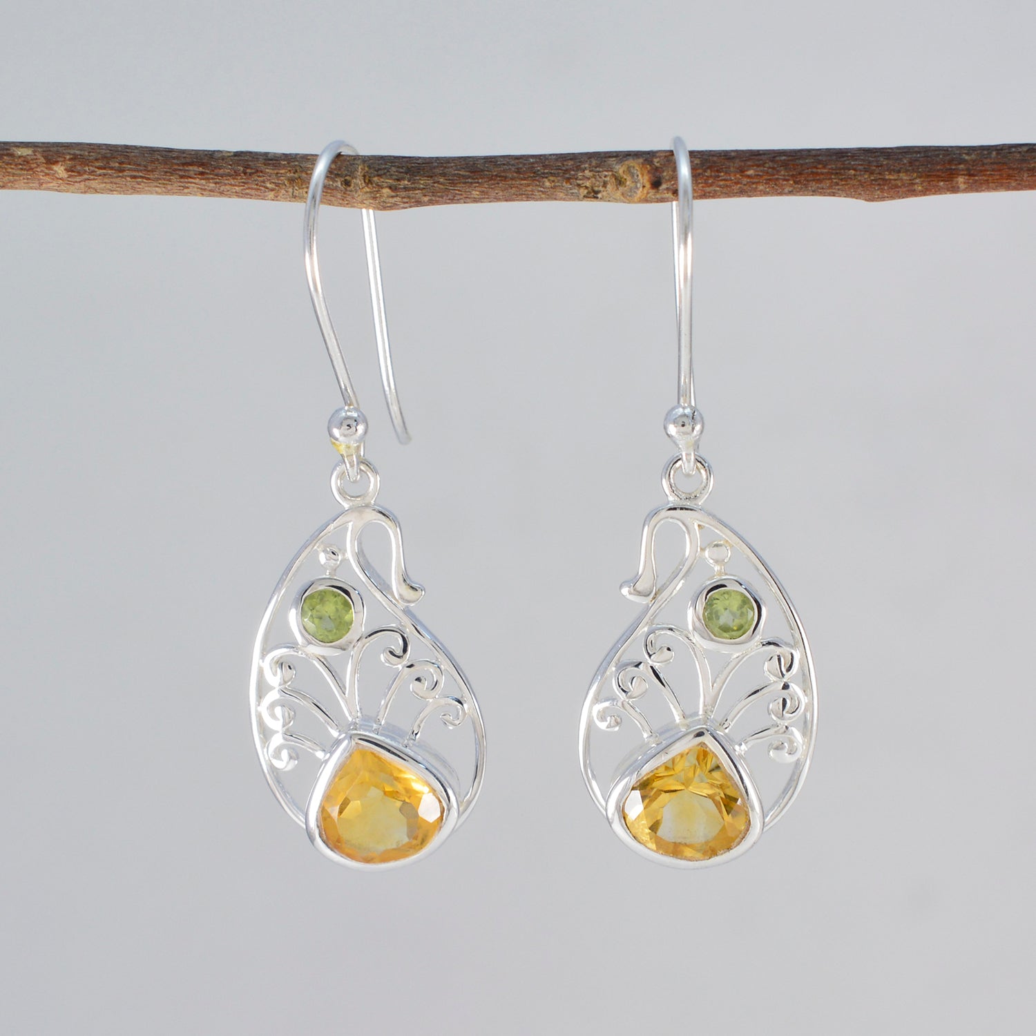 Ellie multicolor Tiny multiple Dangle Earring