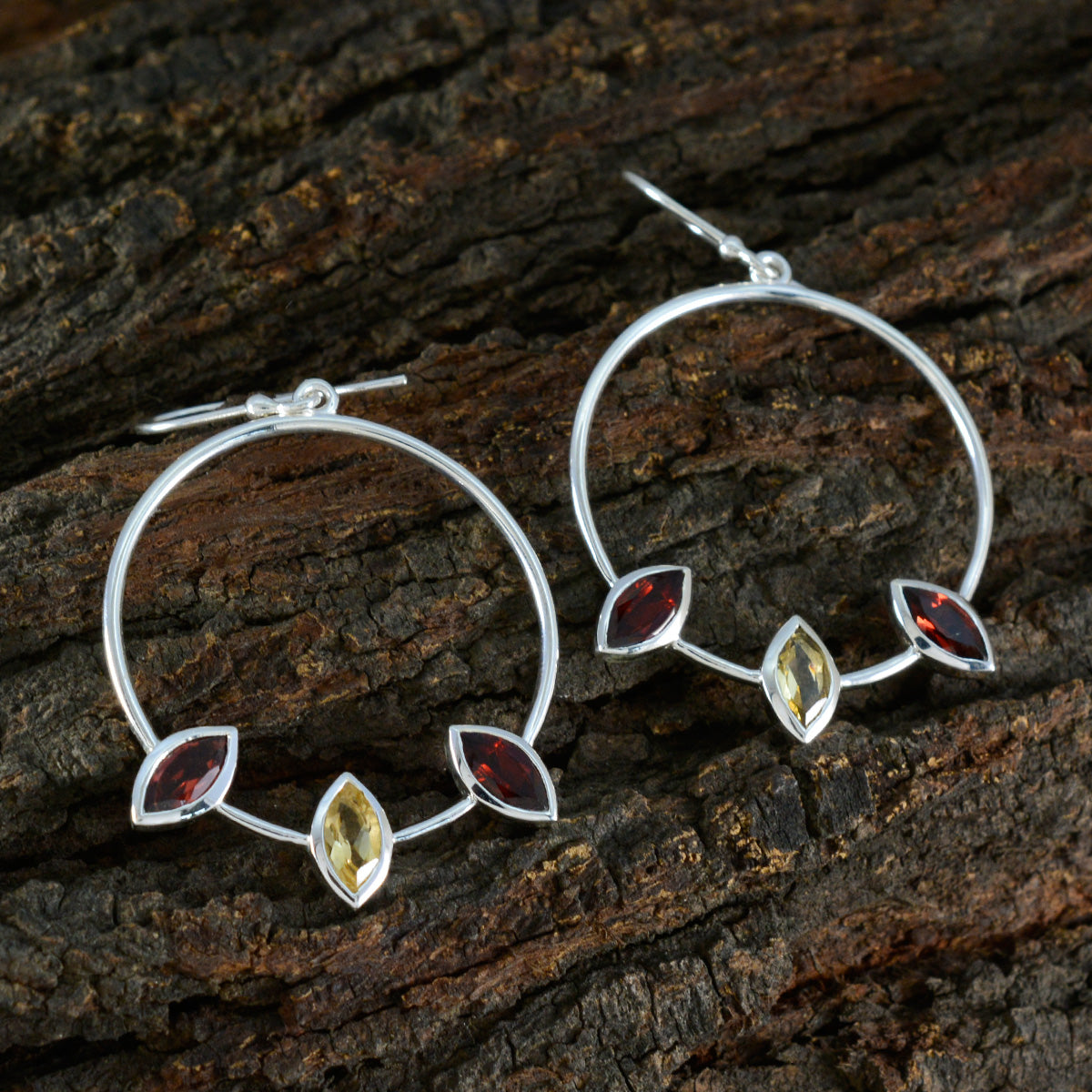 Olivia multicolor Minimal Trilogy Dangle Earring
