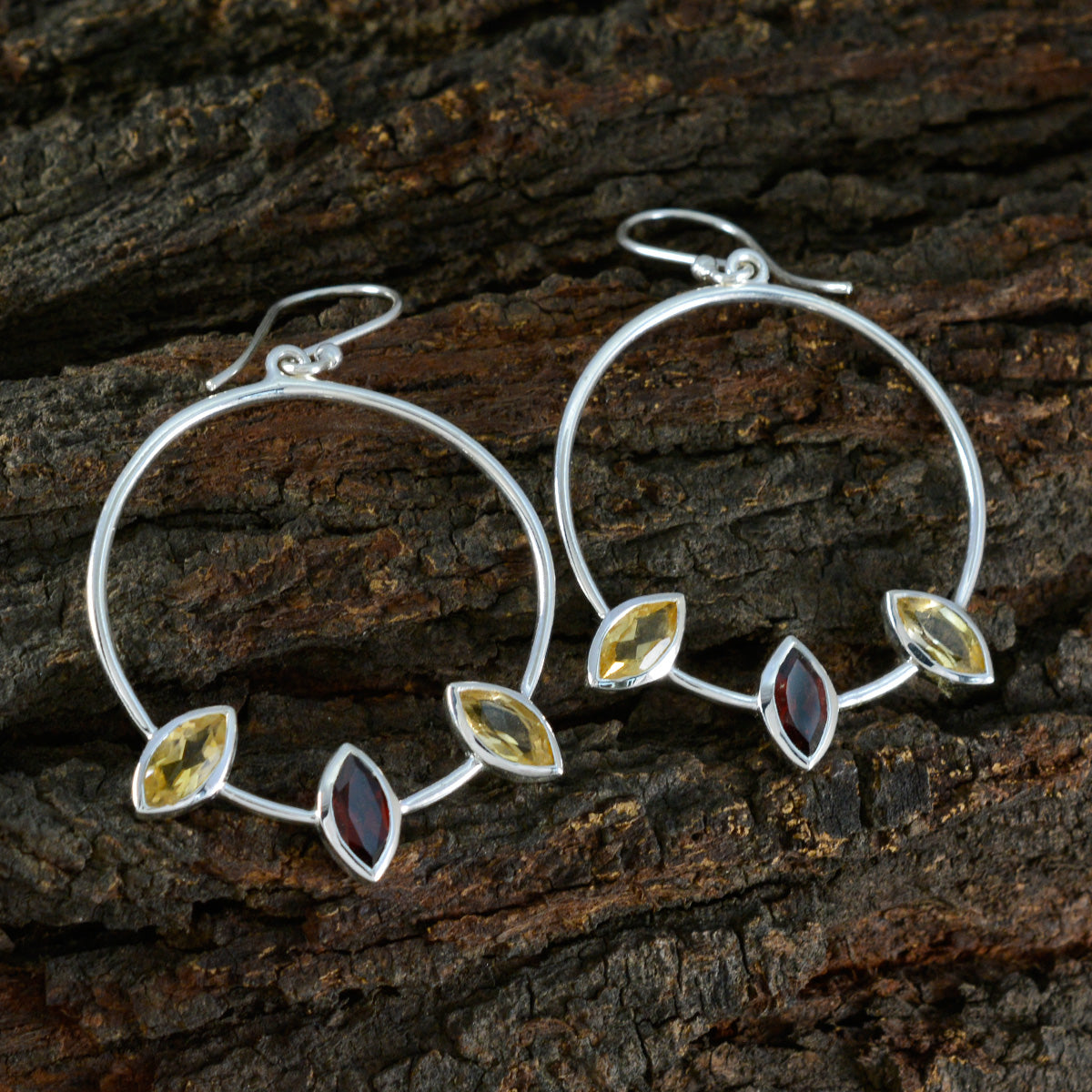 Pauline multicolor Minimal Trilogy Dangle Earring