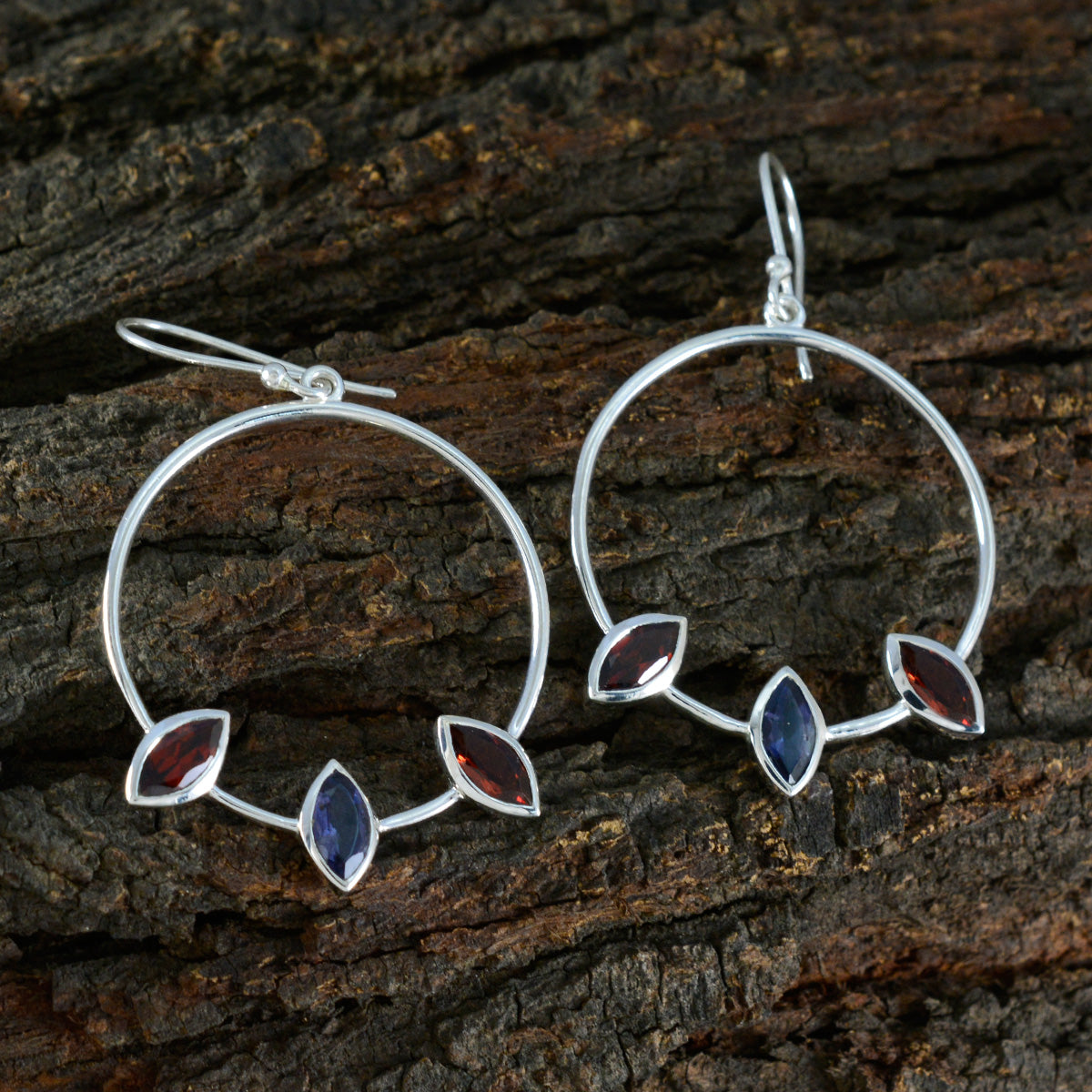 Penelope multicolor Minimal Trilogy Dangle Earring