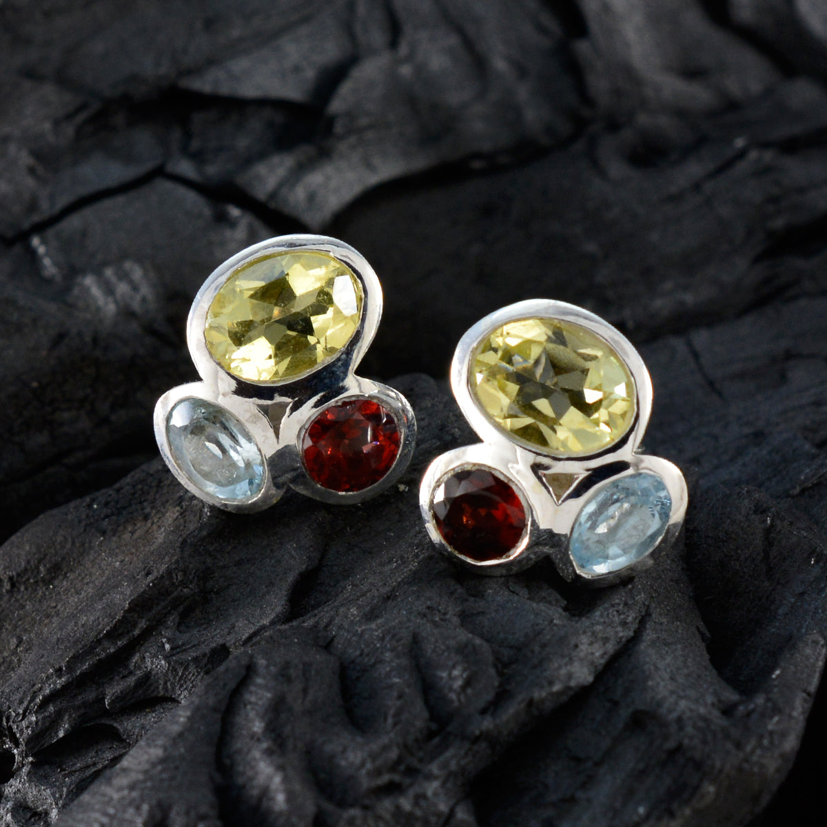 Katarina multicolor Featherlight multiple Stud Earring