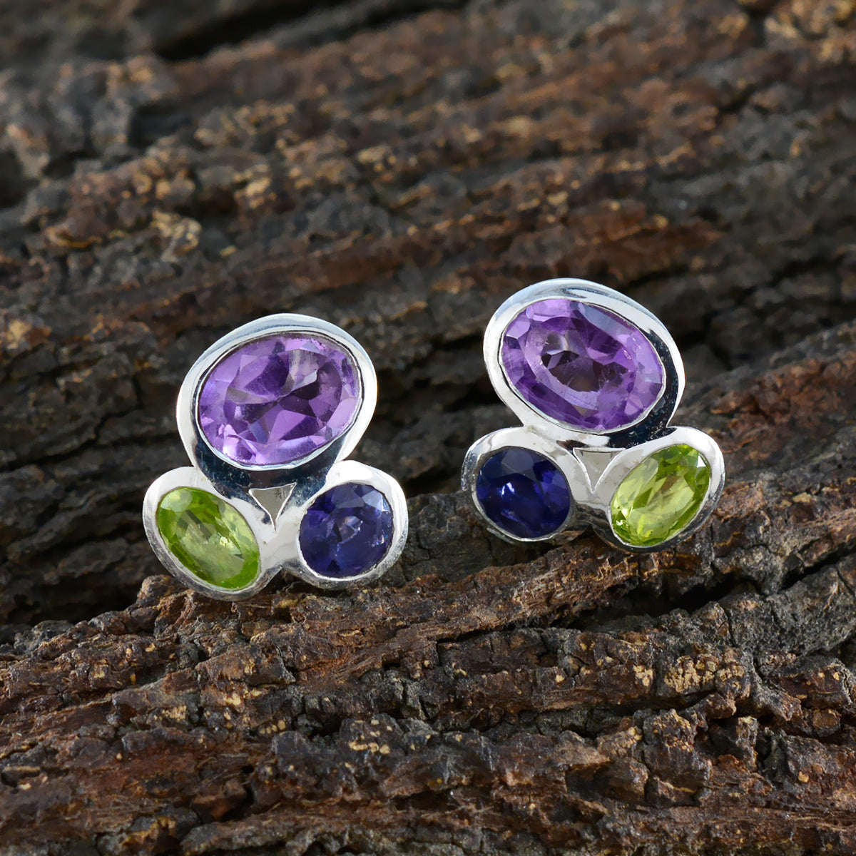 Mila multicolor Featherlight multiple Stud Earring