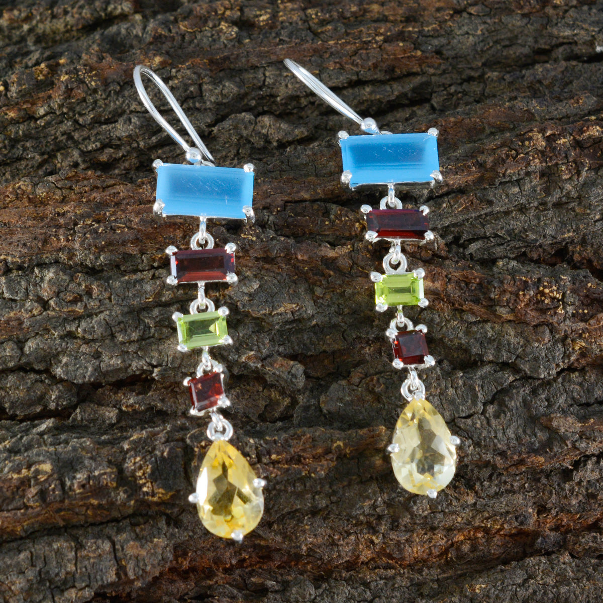 Victoria multicolor Edgy Penta Dangle Earring