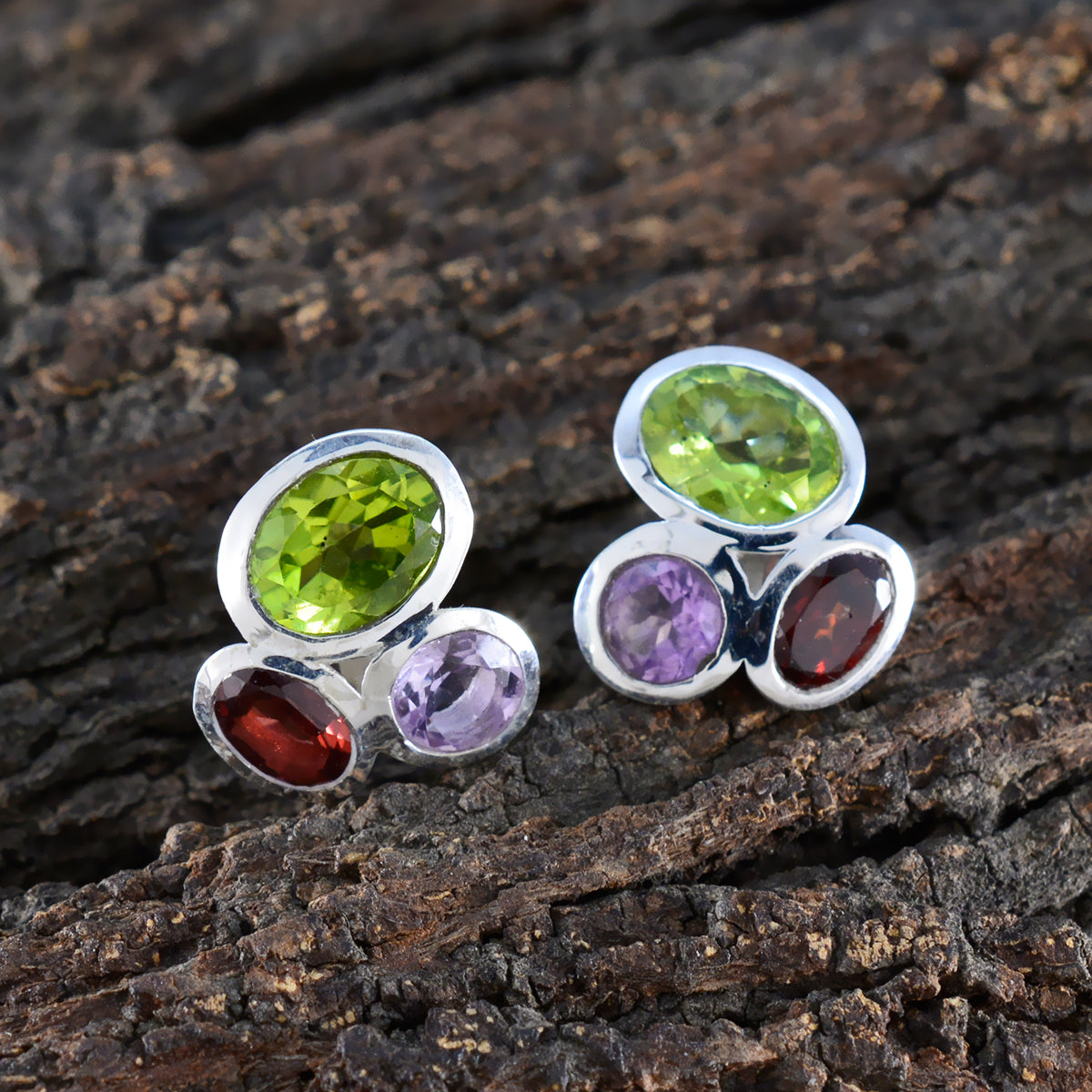 Victoria multicolor Featherlight multiple Stud Earring