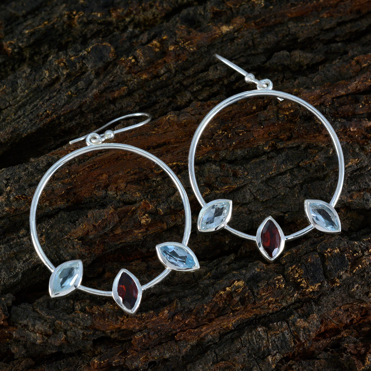 Maya multicolor Minimal Trilogy Dangle Earring